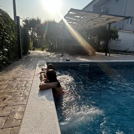 By Osibov Silverfish & Goldenfish