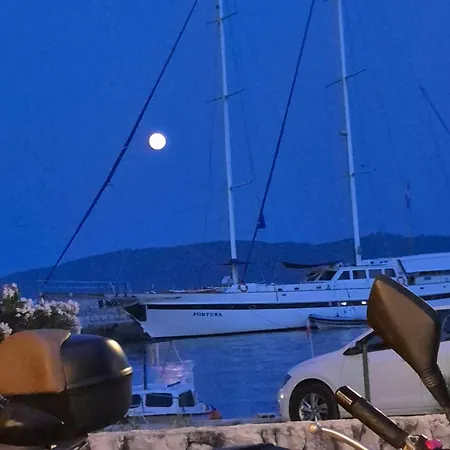 By Osibov Silverfish & Goldenfish Apartman