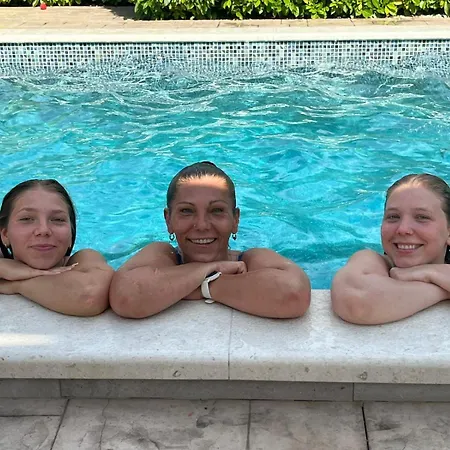 By Osibov Silverfish & Goldenfish Apartman *