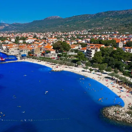 By Osibov Silverfish & Goldenfish Apartman *